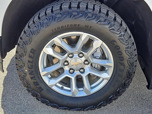 2023 Chevrolet Silverado 1500 4WD Crew Cab Short Bed WT