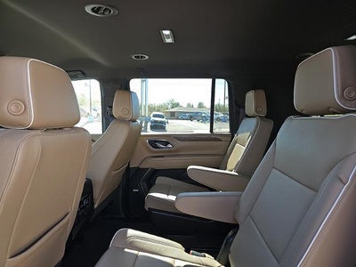 2024 Chevrolet Suburban 4WD Premier