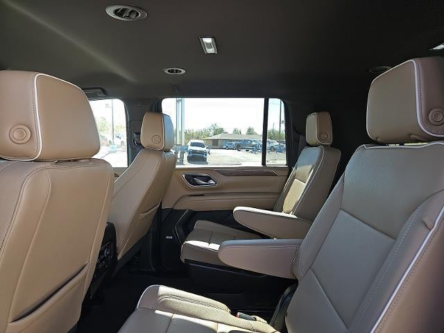 2024 Chevrolet Suburban 4WD Premier