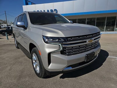 2024 Chevrolet Suburban 4WD Premier
