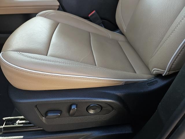 2024 Chevrolet Suburban 4WD Premier