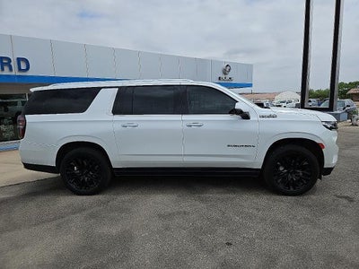2022 Chevrolet Suburban 4WD High Country