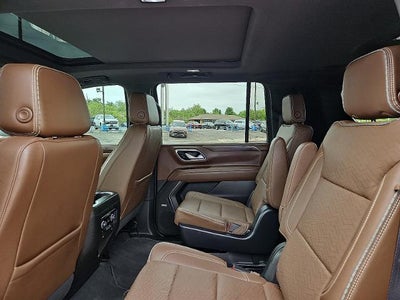 2022 Chevrolet Suburban 4WD High Country