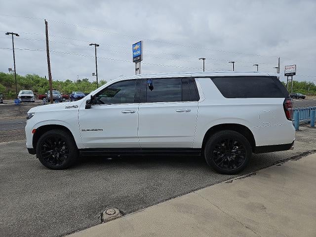 2022 Chevrolet Suburban 4WD High Country
