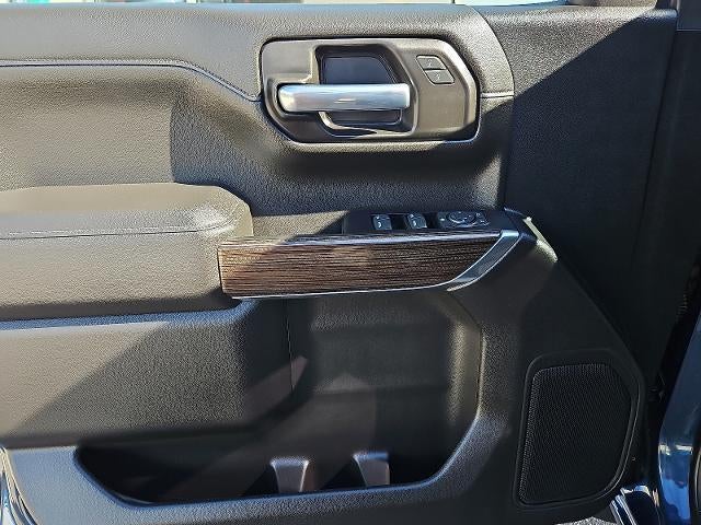 2021 Chevrolet Silverado 1500 2WD Crew Cab Short Bed LT