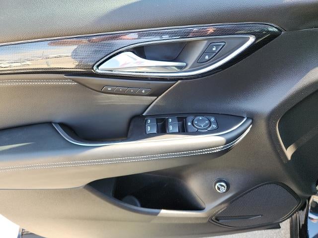 2023 Buick Envision Essence FWD