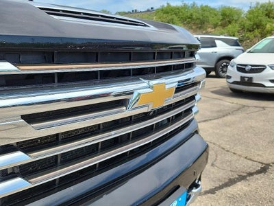 2022 Chevrolet Silverado 3500 HD High Country DRW