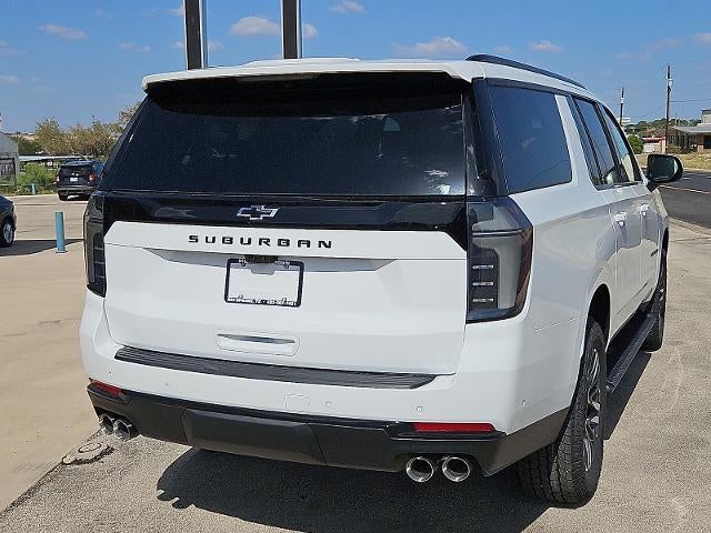 2026 Chevrolet Suburban Z71 - Photo 10