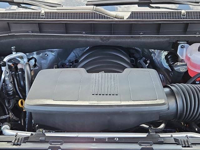 2026 Chevrolet Suburban Z71 - Photo 14