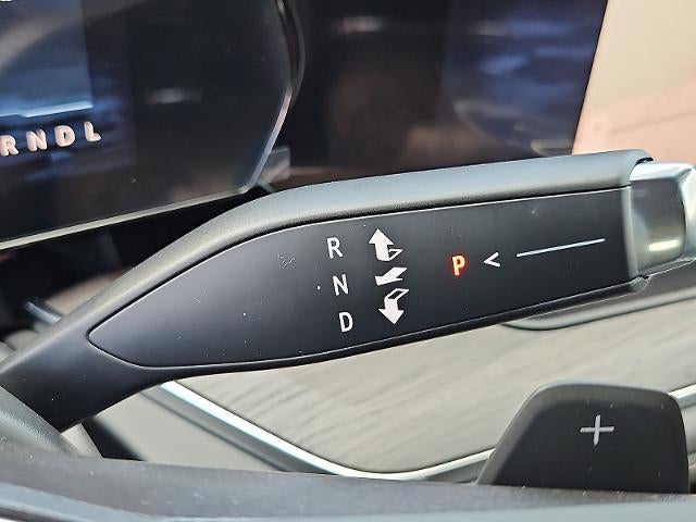 2026 Chevrolet Suburban Z71 - Photo 24