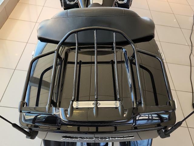 2011 HARLEY-DAV FLTRU Base