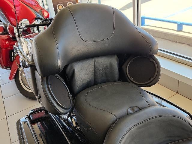 2011 HARLEY-DAV FLTRU Base