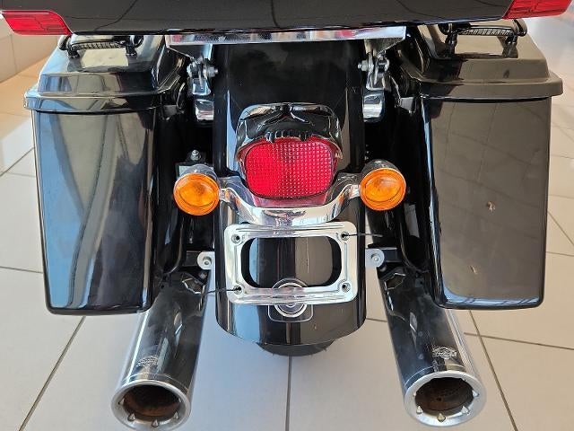 2011 HARLEY-DAV FLTRU Base