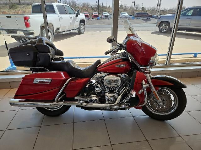 2007 Harley-Dav CVO Ultra Base — photo 1 of 20