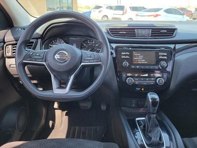 2017 Nissan Rogue Sport SV