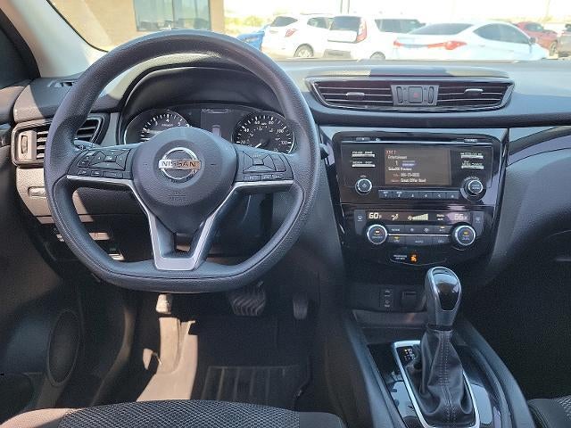 2017 Nissan Rogue Sport SV