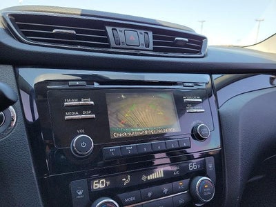 2017 Nissan Rogue Sport SV