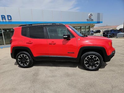 2023 Jeep Renegade Trailhawk